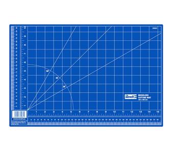 207394 Revell Schneidematte groß 450 x 300 mm 39057.jpg